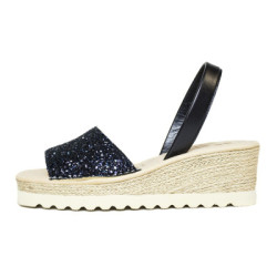 Kaufen Sie menorquinische Sandalen mit Keilabsatz für Damen in glitzern schwarz | Guelmi Shoes